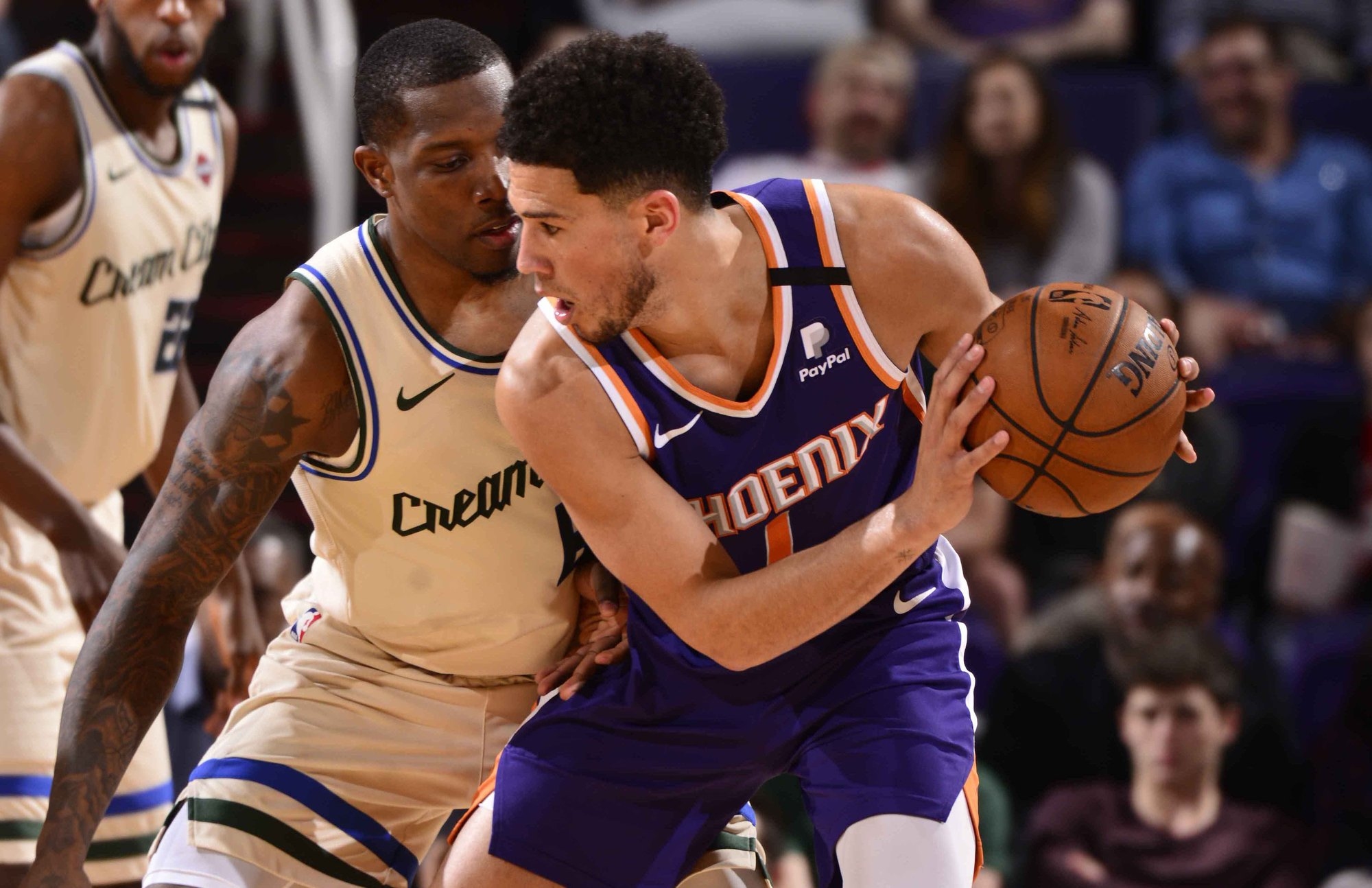 阿祖布克太阳队球员履历及NBA相关事件概览插图