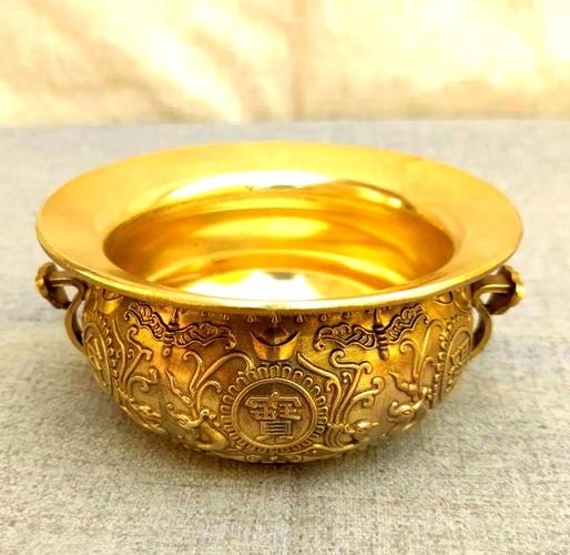 床底藏宝招财物插图