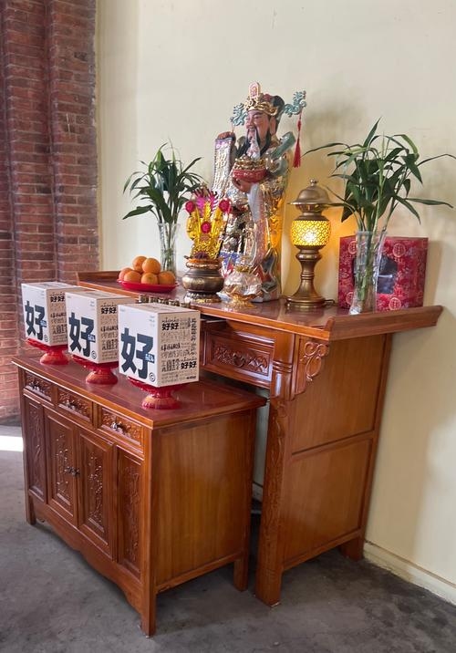 财神爷财运占卜与家居摆放艺术插图