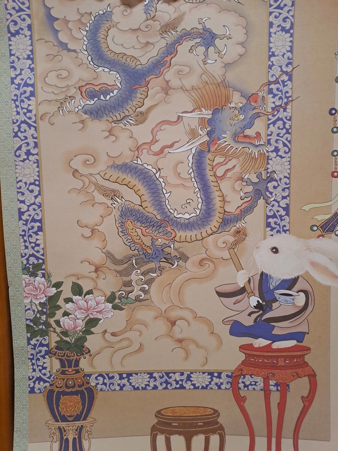 帝王将相打一生肖，答案是龙。龙在中国传统文化中象征皇权、尊贵和权力，与帝王将相的身份地位高度契合。插图