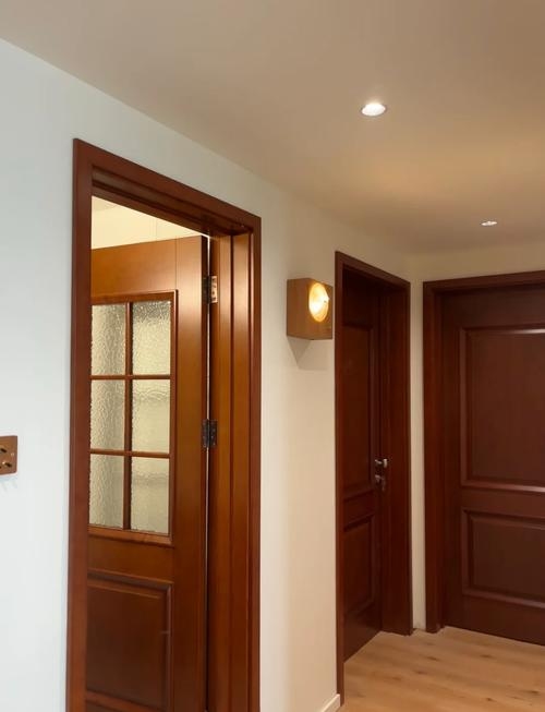 房门颜色与家居风水插图