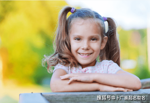 给孩子起名字攻略及寓意丰富的女孩名插图