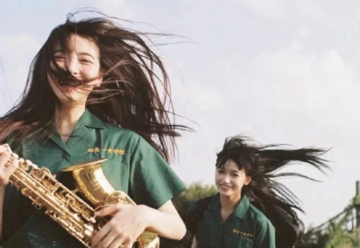 好的网名推荐，，阳光心态，心怀感恩，三字唯美，一场空梦，云归处，梦幻轻狂，高贵典雅，冷艳女神，前程似锦，10. 彼岸花开插图