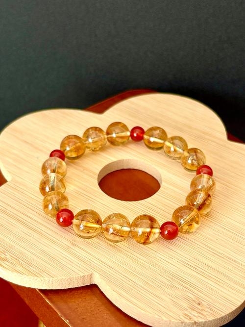 金牛座幸运水晶，红玛瑙、绿幽灵助运财运与健康，黄玉稳定情绪，金牛座的开运必备！插图