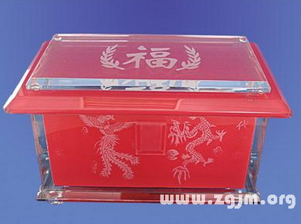 梦见骨灰盒的多种解读插图