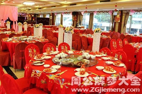 梦见喝喜酒，好事将至的预兆？插图