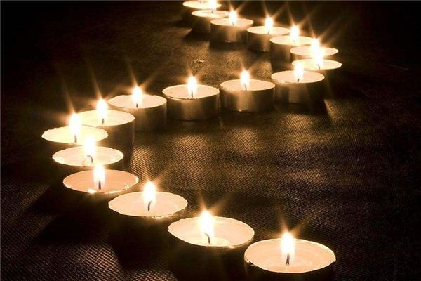 梦见自己的朋友死了（梦见自己的朋友死了是什么意思）插图