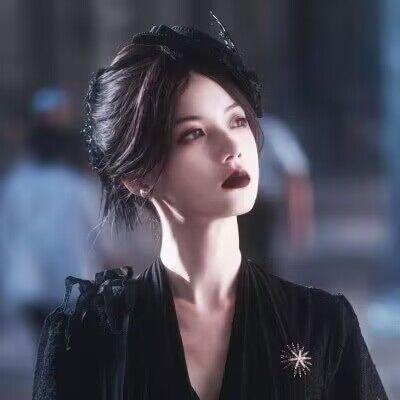 女生网名推荐，，冷艳女王。，高贵气质女。，梦幻独角兽。，倾城之恋。，冰心倩影。插图