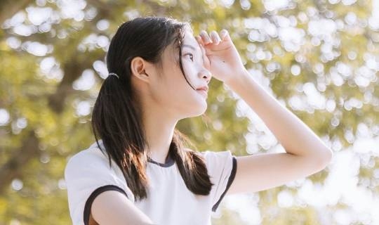 水瓶男性格特点，多情且难以捉摸，星座界公认的渣男之首。插图