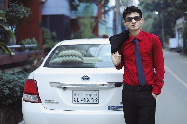 推荐帅气QQ网名及游戏名字，冷酷霸气之选，以下是为您推荐的男生使用的高冷霸气的QQ网名和游戏名。插图