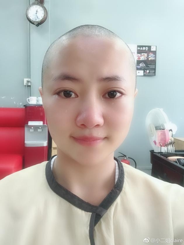 剃光头寓意插图