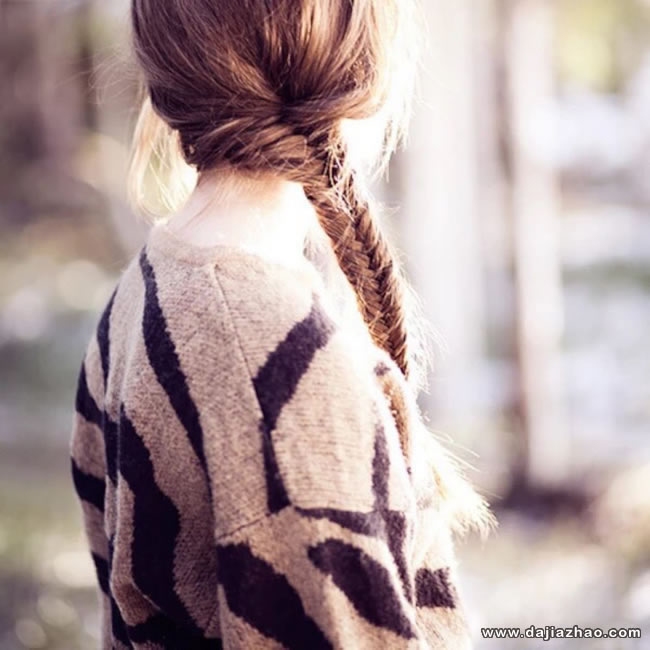 属龙人2021下半年运势解析，感情波动、事业挑战与财运起伏插图