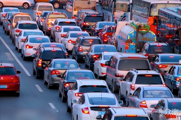 绿色出行生肖	年最堵车与运势关联无直接证据，但根据传统生肖分析	属猴的人在2025年会面临人际关系问题	层出不穷的环保理念日益成为行为准则	低碳生活是建立绿色生活方式的关键	生肖鸡插图