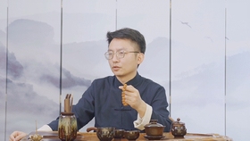 赌王何鸿燊的命理风水解析，名字深意、八字解读与传奇人生插图