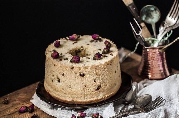 星座蛋糕定制，星座与甜品的完美融合，建议如下（任选其一），，星座主题蛋糕，专属于你的甜蜜惊喜！，探索星空之味，十二星座专属蛋糕推荐，星座甜品秀，一场味觉和视觉的双重盛宴    ​​，星座魅力下的美味诱惑——专属蛋糕品鉴指南                ​ ​​       ​​        。插图