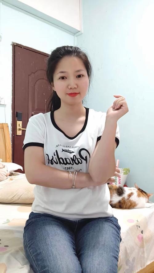 96年出生的人今年28岁。插图