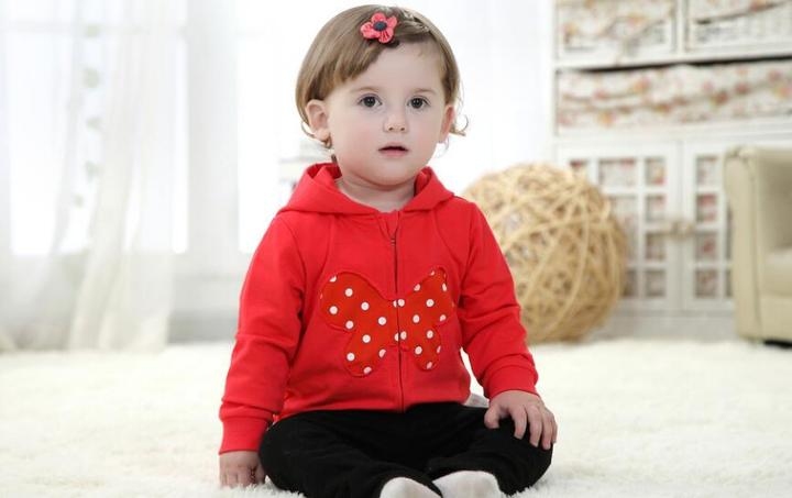 崔姓女孩起名精选，诗意盎然、优雅美丽的名字推荐建议，崔氏女名，古典韵味与美好寓意相融合插图