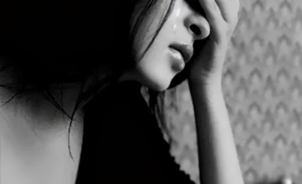 伤心网名女生篇，20-30字标题建议，悲伤情绪的伤感昵称集锦。插图