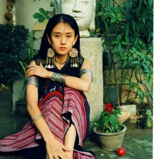 杨俪萍面相分析与气场培养插图