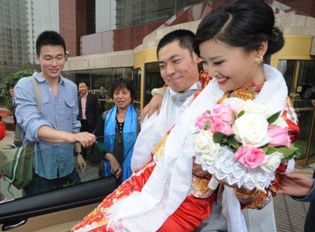 CBA明星张庆鹏爱情长跑终成眷属插图