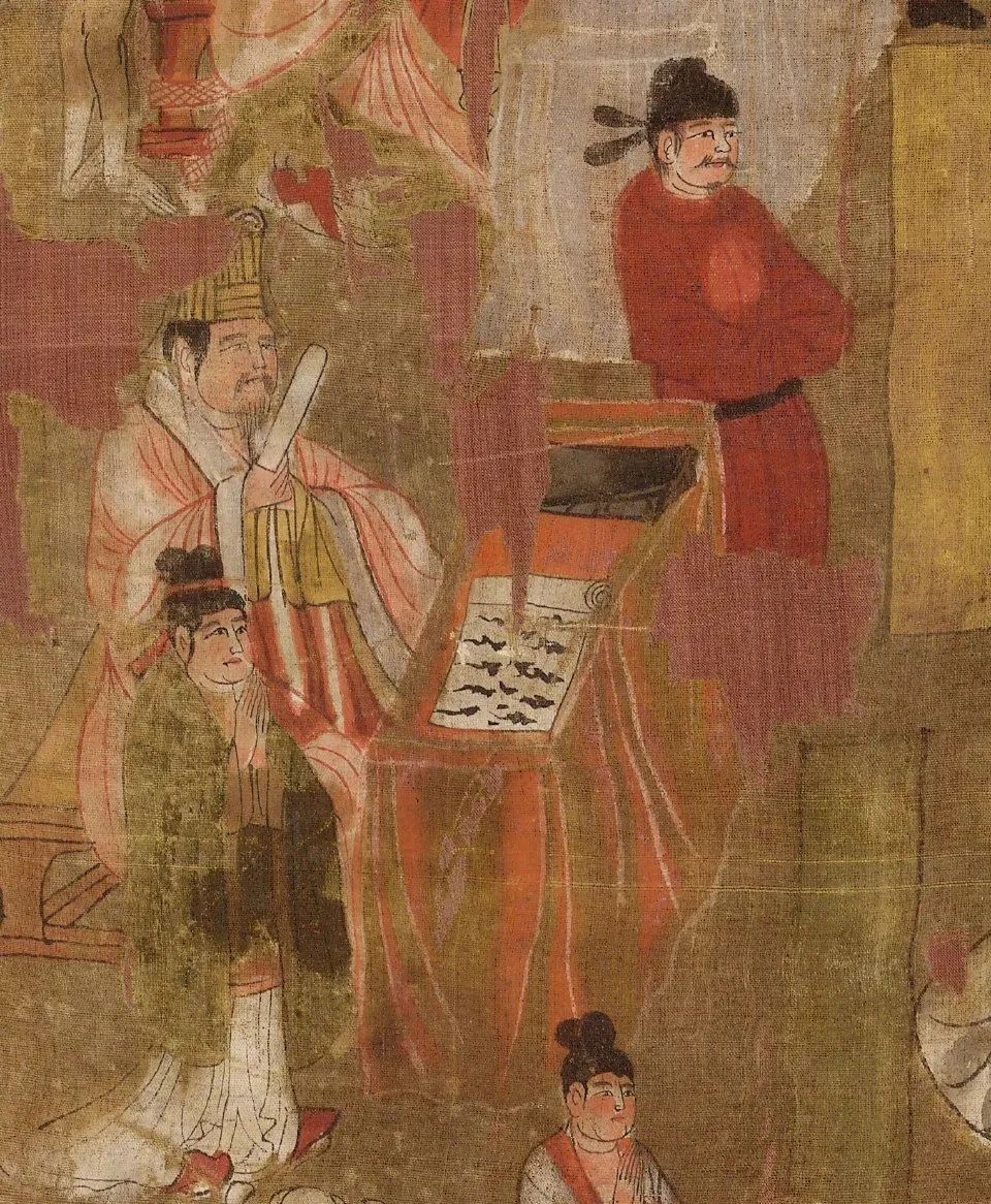 7月14日，银色情人节与中元节，直接明了地指出了两个不同的节日，即西方文化中的银色情人节和部分地区的传统民间信仰的鬼节（也称为中元节）。同时简洁且具有信息性。插图