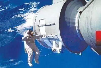 4月12日，载人空间飞行国际日的由来与庆祝，联合国大会决议纪念人类太空探索里程碑插图