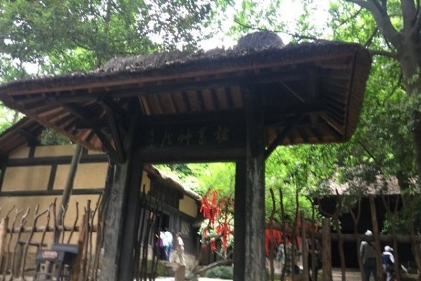 保康交友及旅游推荐，古隆中、枣阳板栗与社区活动丰富多彩-红迪亚