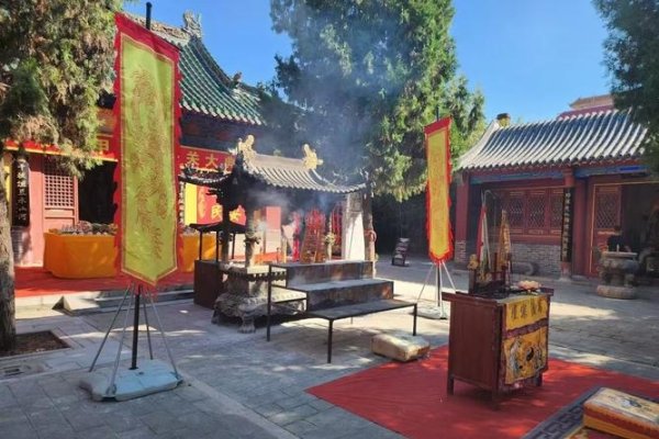 北京算命准寺庙盘点-红迪亚