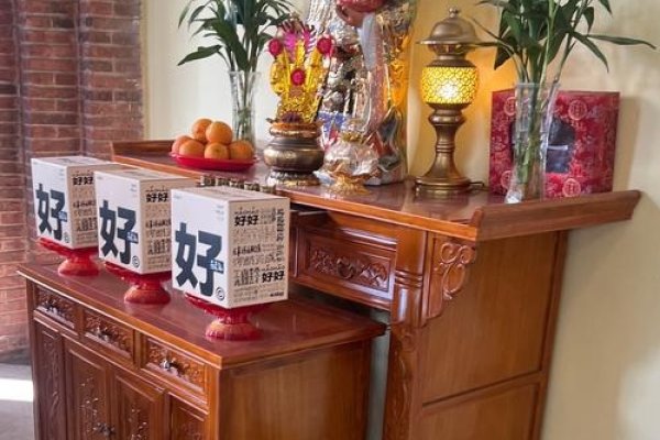 财神爷的摆放艺术-红迪亚