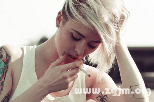 超拽网名女生霸气-红迪亚