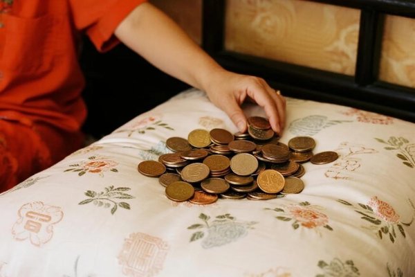 床下硬币摆放，招财细节与注意事项-红迪亚