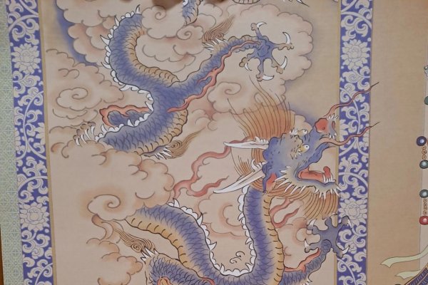 帝王将相打一生肖，答案是龙。龙在中国传统文化中象征皇权、尊贵和权力，与帝王将相的身份地位高度契合。-红迪亚