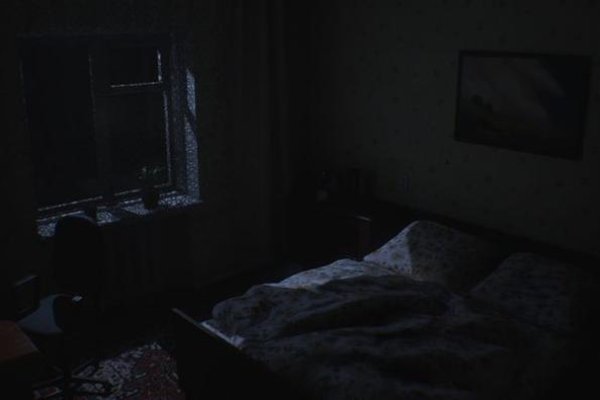 房间有鬼的十大特征，宠物行为怪异、家中出现异象、家居异常声响、气氛诡异、怪异的影子频繁现身、家人常生病或有争执感，感觉家中有他人存在等征兆。同时包括常年缺乏阳光照射的房间和动物避开某些区域的现象也可能暗示房间内存在问题。注意闻气味时若闻到腐败味或其他奇怪味道要小心灵气问题。-红迪亚