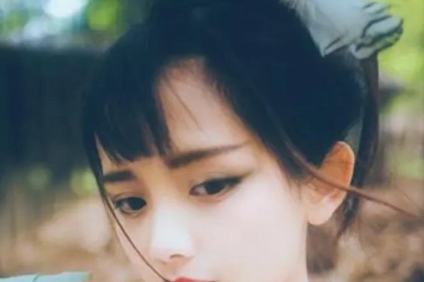 古风诗意女孩名字两个字 网名推荐,李镜霜、澜霄-红迪亚