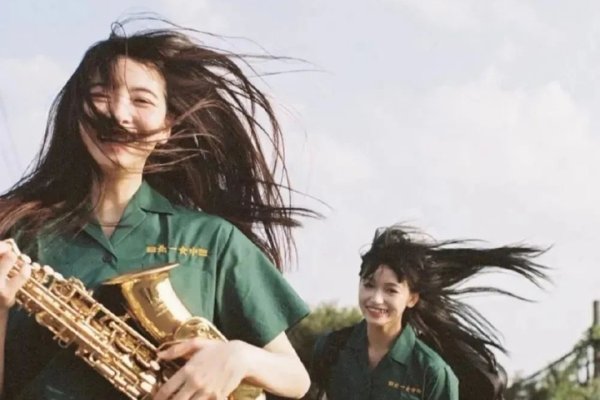 好的网名推荐，，阳光心态，心怀感恩，三字唯美，一场空梦，云归处，梦幻轻狂，高贵典雅，冷艳女神，前程似锦，10. 彼岸花开-红迪亚