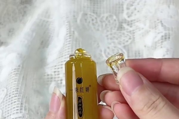 红颜素妆，女性自然之美。-红迪亚