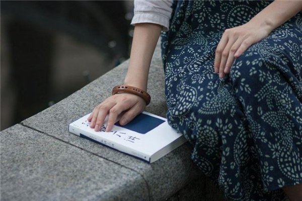 精选女生QQ网名大全，甜美、高冷与诗意并存！-红迪亚