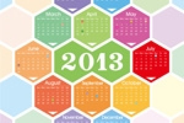 基于您提供的内容，为您生成以下标题，，2013年日历制作详解与风景图片搭配指南，如何自制小学生月历？材料、步骤全解析！附节气日期解读及农历转换技巧。-红迪亚