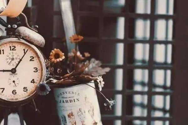 六个字诗意游戏名，泪雨悲叹年华-红迪亚