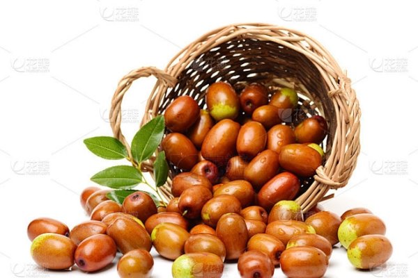 梦见吃枣子，吉祥富贵的象征。-红迪亚