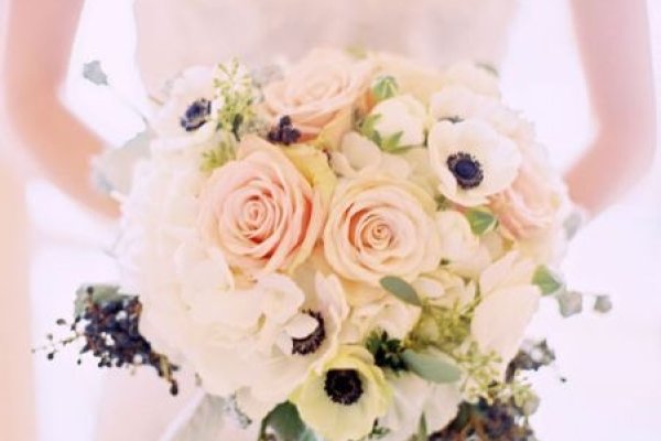 梦见前男友结婚背后的深层含义与情感解析-红迪亚