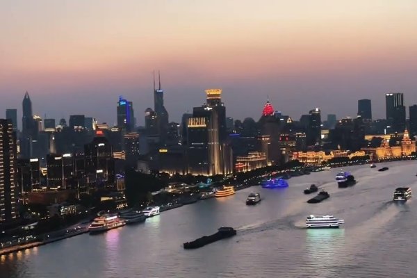 梦见水与财运解读-红迪亚