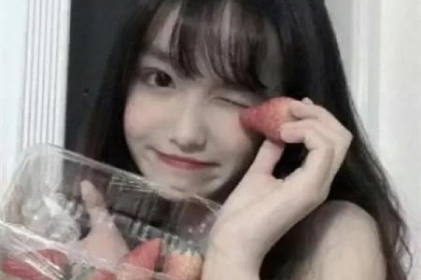 女人优雅网名精选，墨梅幽香、清风明月、琉璃映月等，高雅大气微信名字推荐-红迪亚