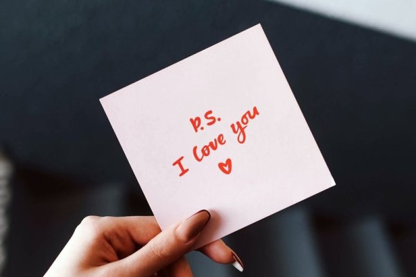 情侣间的lex含义解析，个性化符号，具体意义需结合双方经历解读。-红迪亚