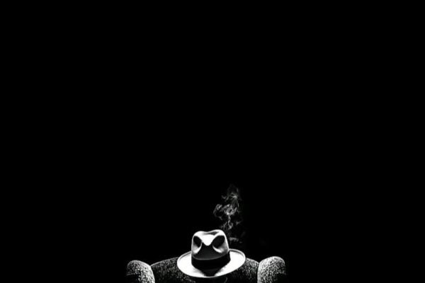 四个字的霸气昵称推荐，冷酷王子、霸天战神。-红迪亚