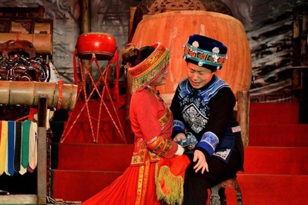 土家族哭嫁习俗，历史背景与特色婚俗文化-红迪亚