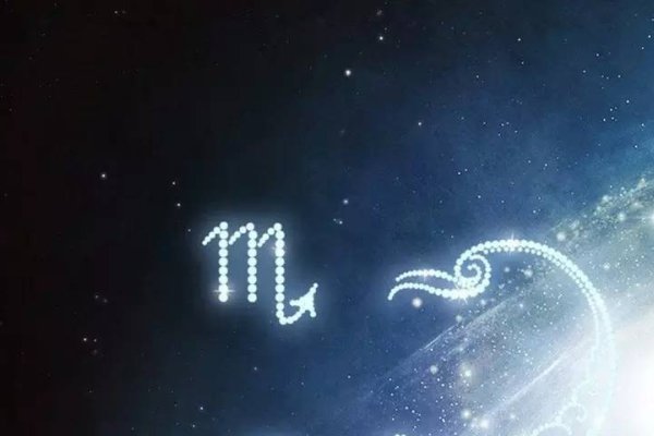 天蝎座女生与属蛇男生的性格深度解析，敏感、直觉强，爱情中的独特魅力与忠诚。-红迪亚