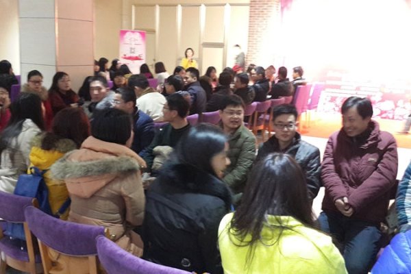 武汉征婚信息概览，相亲活动、服务模式与优质平台探索-红迪亚