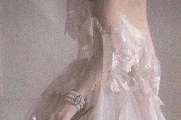 网易星座查询与装扮指南，详解时装、星盘及攻略，推荐权威网站如新浪星座和腾讯星座-红迪亚