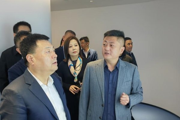 西安同志聊天室功能介绍与体验-红迪亚